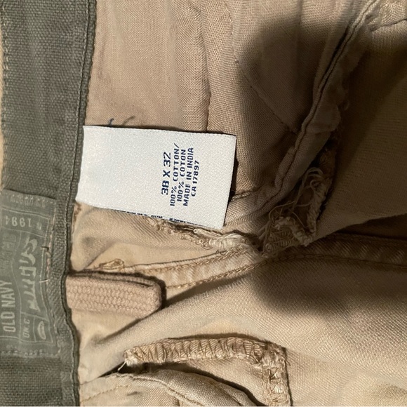 Old Navy Cargo Pants - Picture 2 of 3